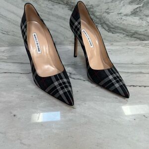 Manolo Blahnik Elegant Gray Plaid Heels